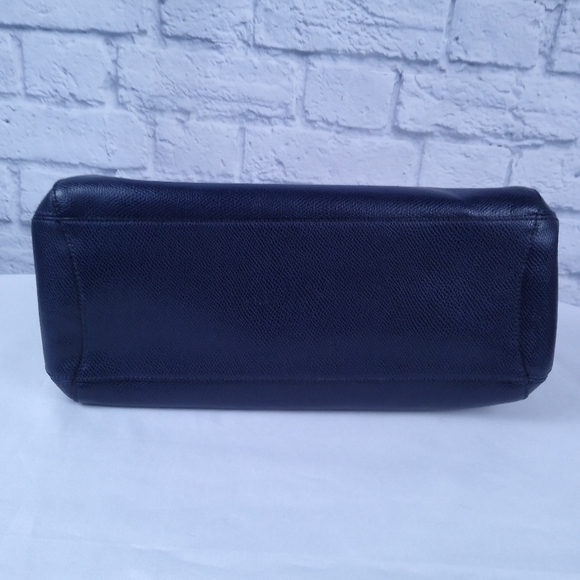 Vintage Authentic Coach Navy Handbag Medium Size - Picture 6 of 12